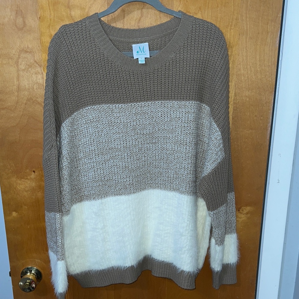 Elegant Color Block Crew Neck Sweater